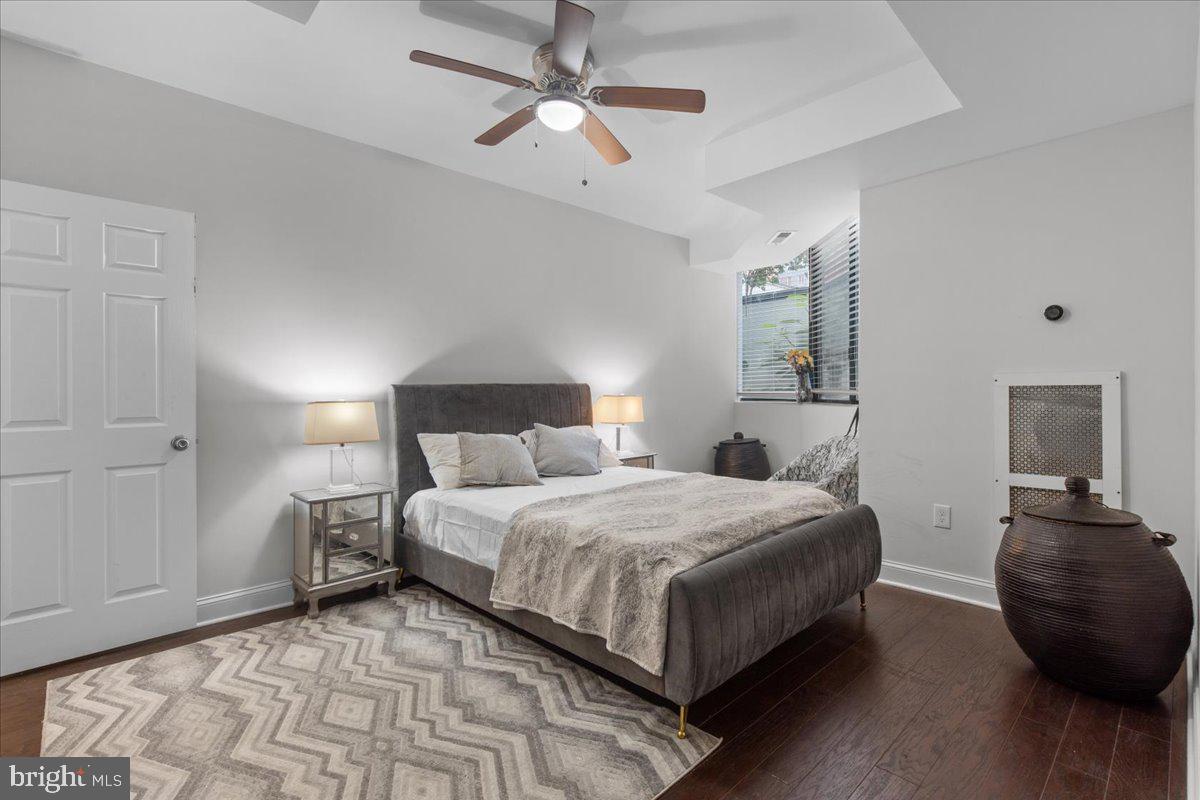 Foggy Bottom - 1 bed Condo + Private Patio