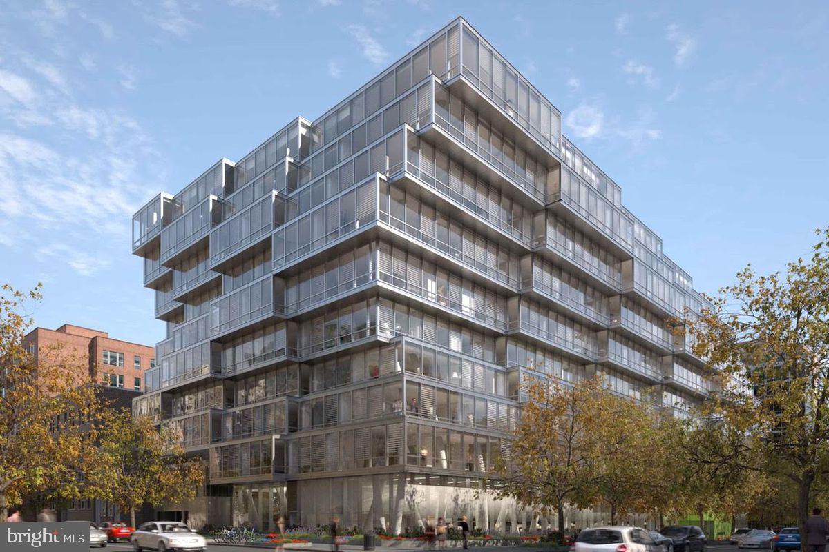 Foggy Bottom - 1 bed Condo + Private Patio