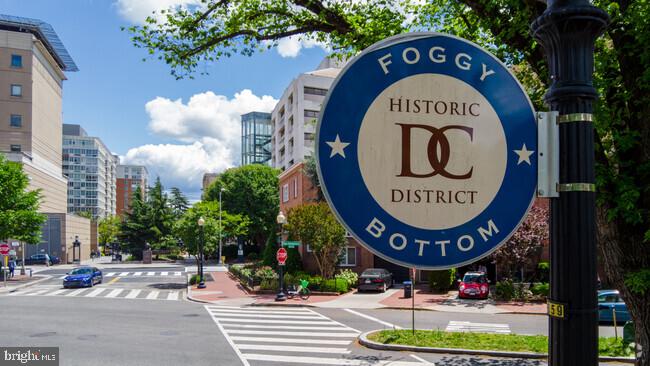 2525 PENNSYLVANIA AVE NW #303