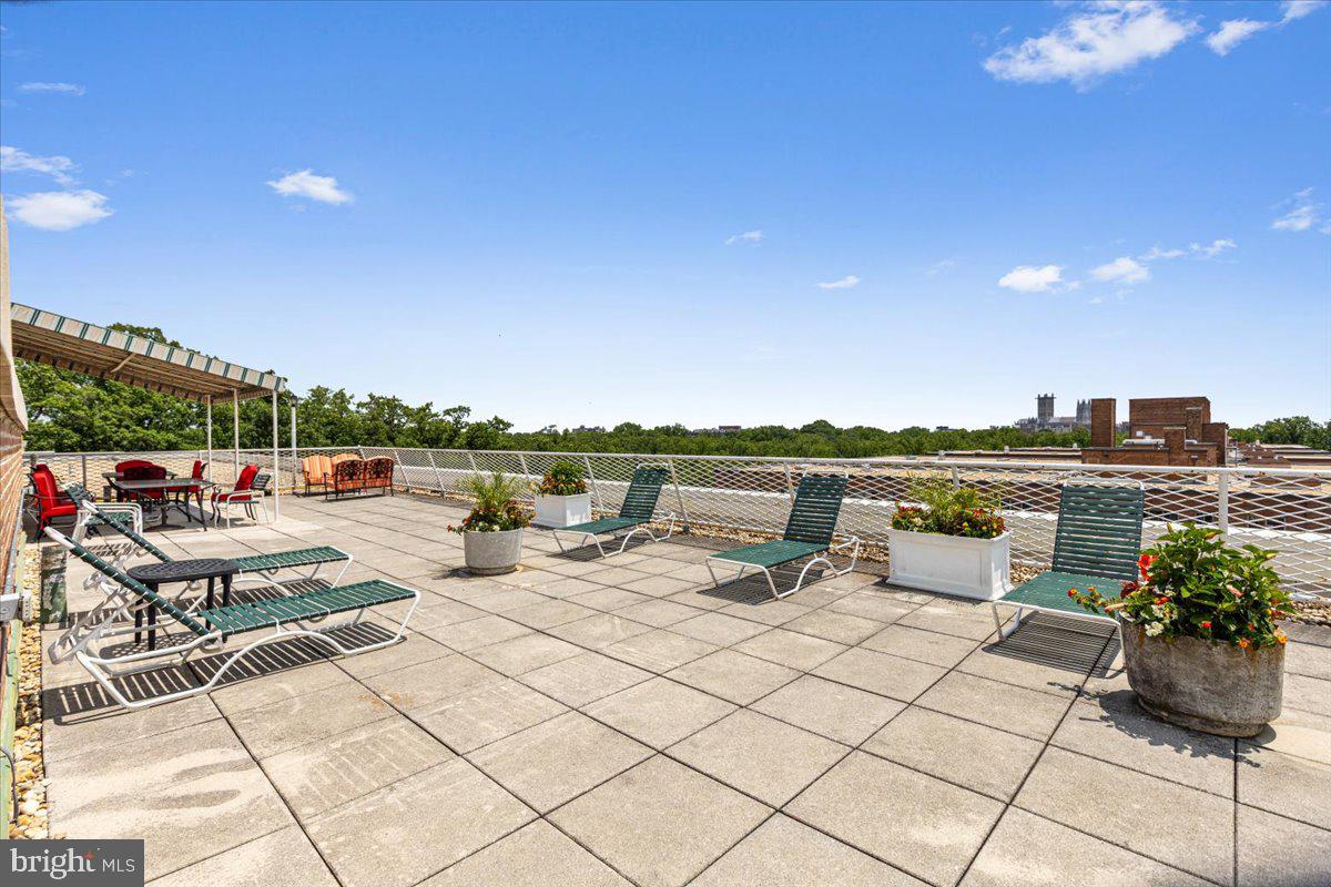 4301 MASSACHUSETTS AVE NW #3001