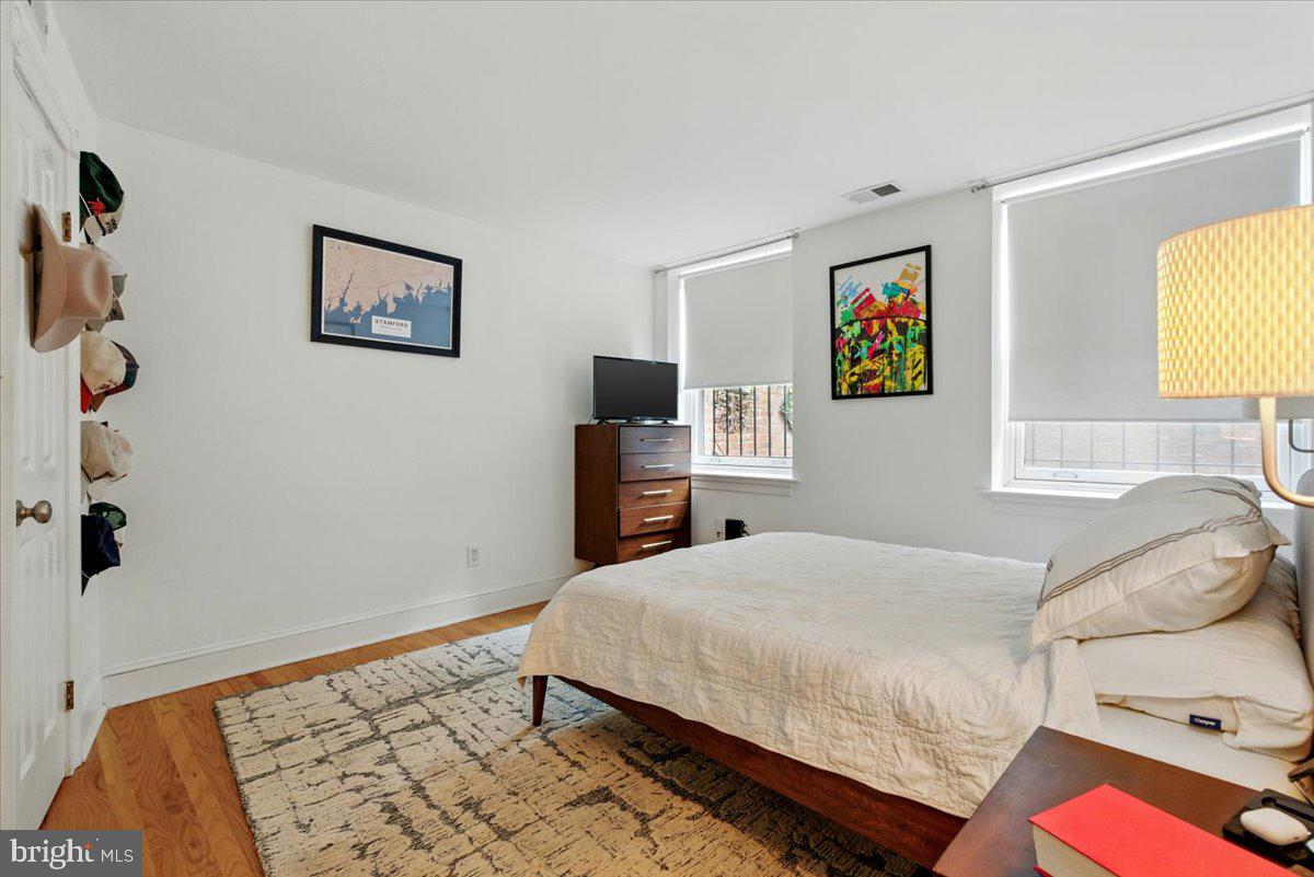 901 SOUTH CAROLINA SE #3