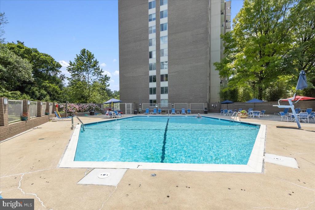 5101 RIVER RD #1506