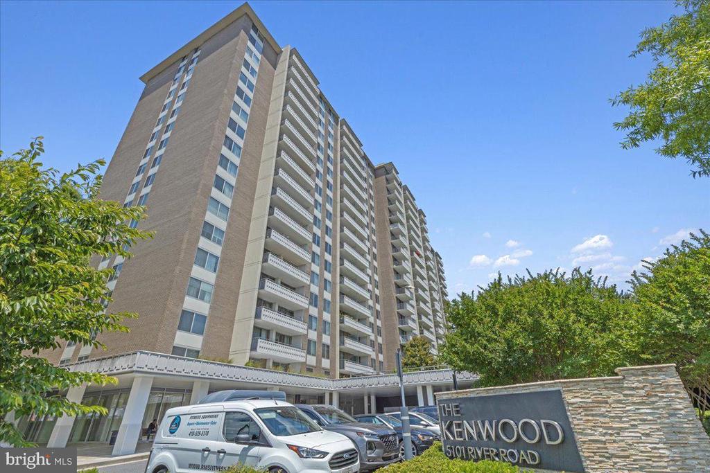 5101 RIVER RD #1506