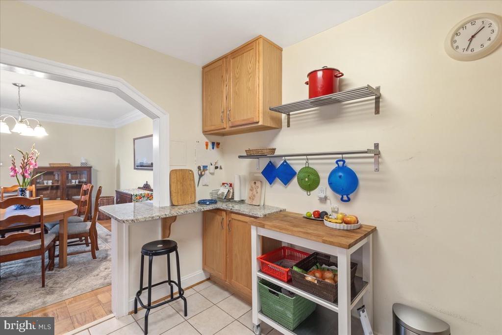 5101 RIVER RD #1506