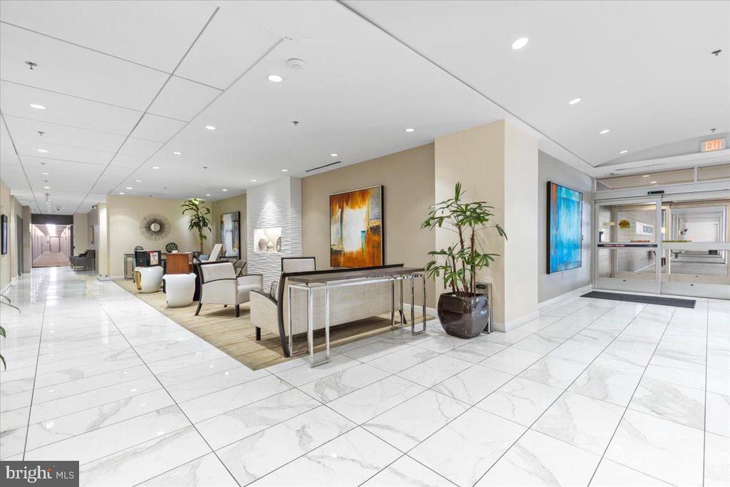 5101 RIVER RD #1506