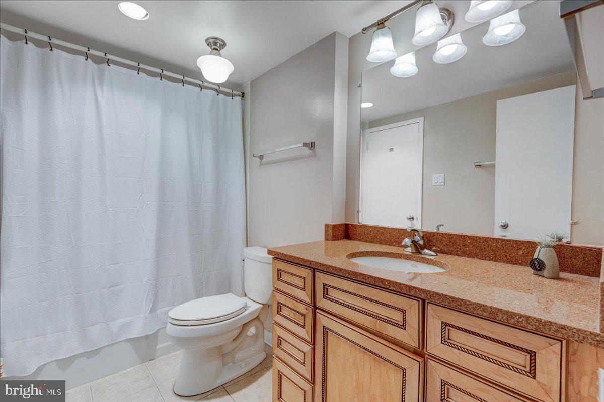 4515 WILLARD AVE #516S