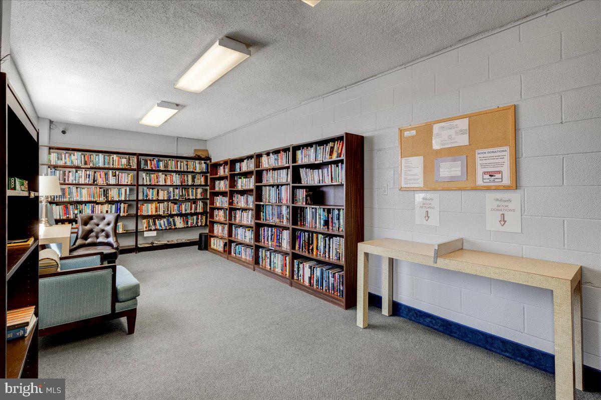 4515 WILLARD AVE #516S