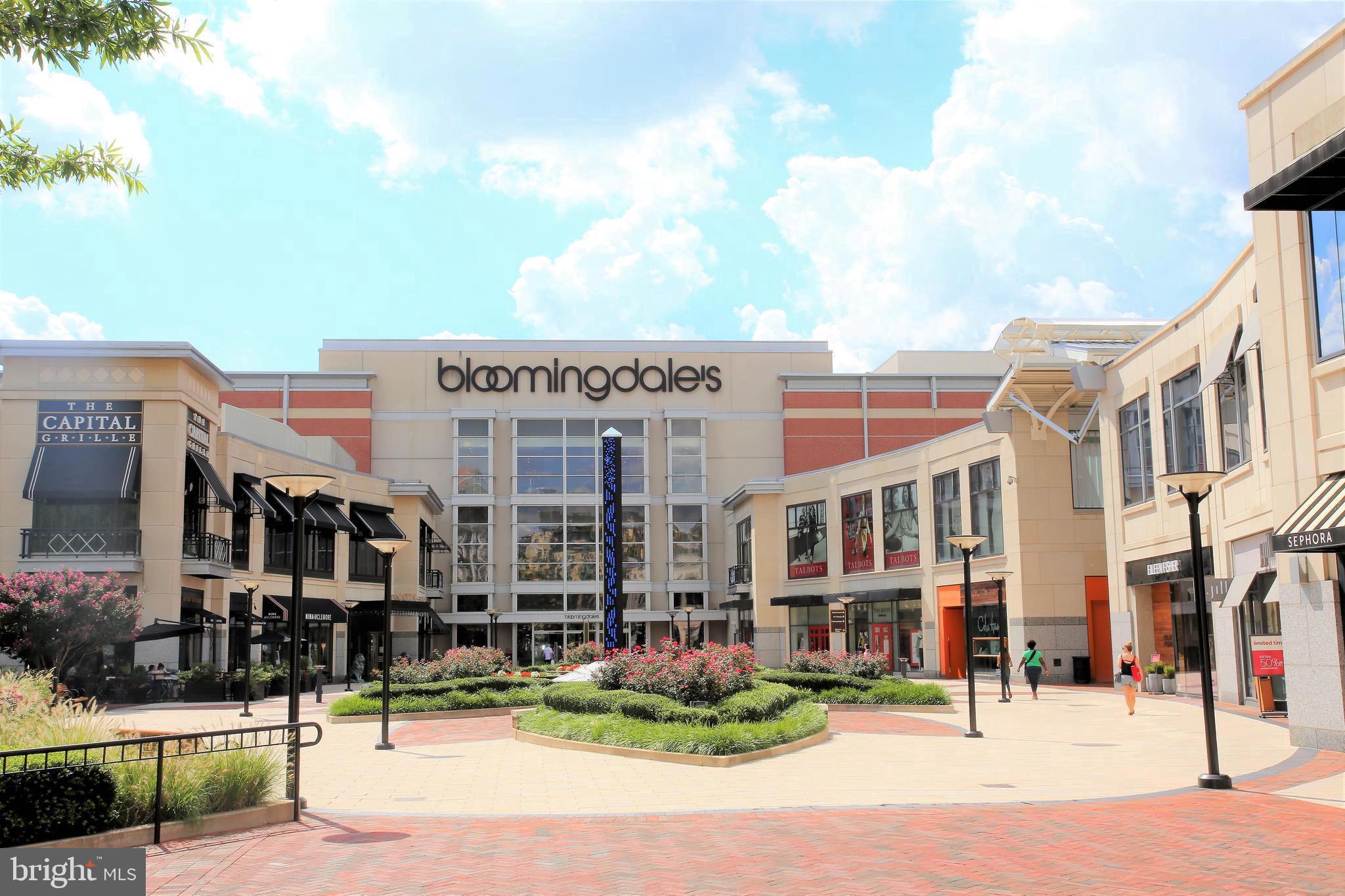 4515 WILLARD AVE #516S