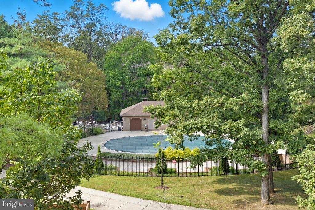 11430 STRAND DRIVE Unit: R-203