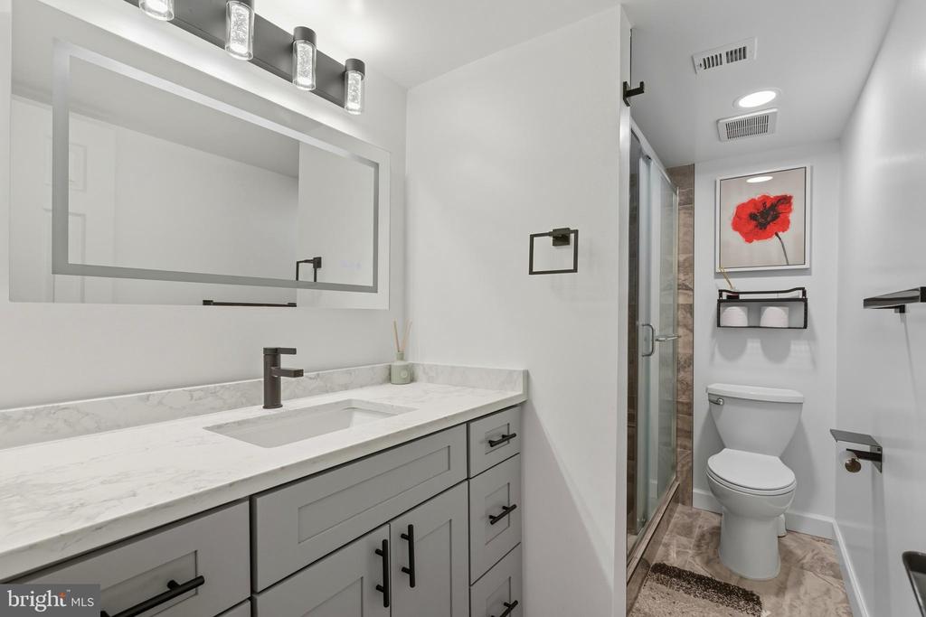 11430 STRAND DRIVE Unit: R-203