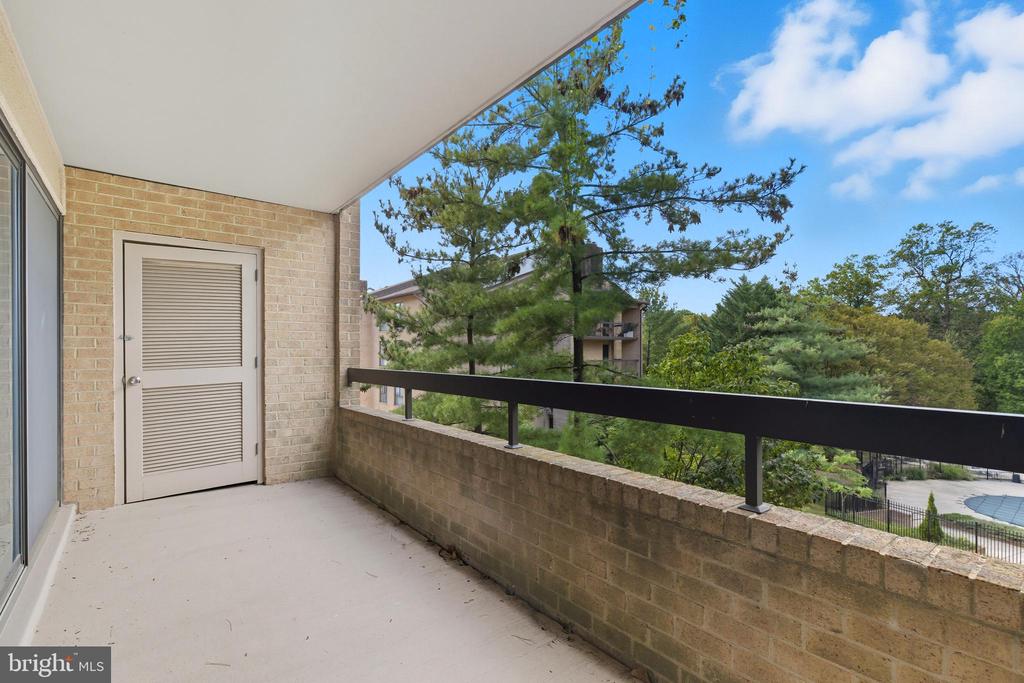 11430 STRAND DRIVE Unit: R-203