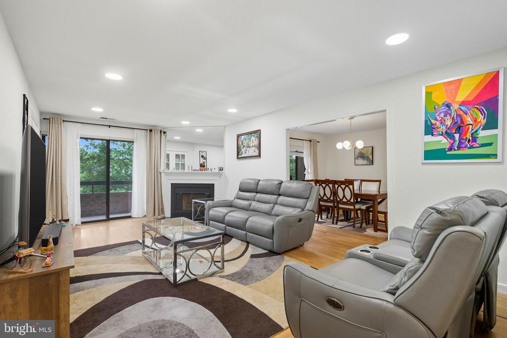 11430 STRAND DRIVE Unit: R-203