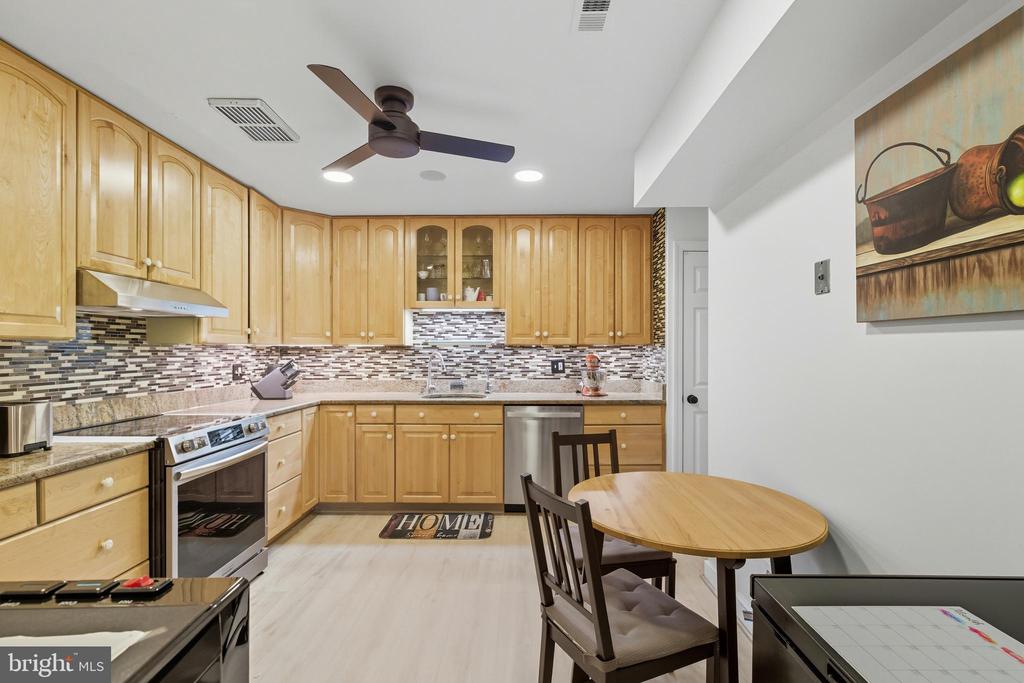 11430 STRAND DRIVE Unit: R-203