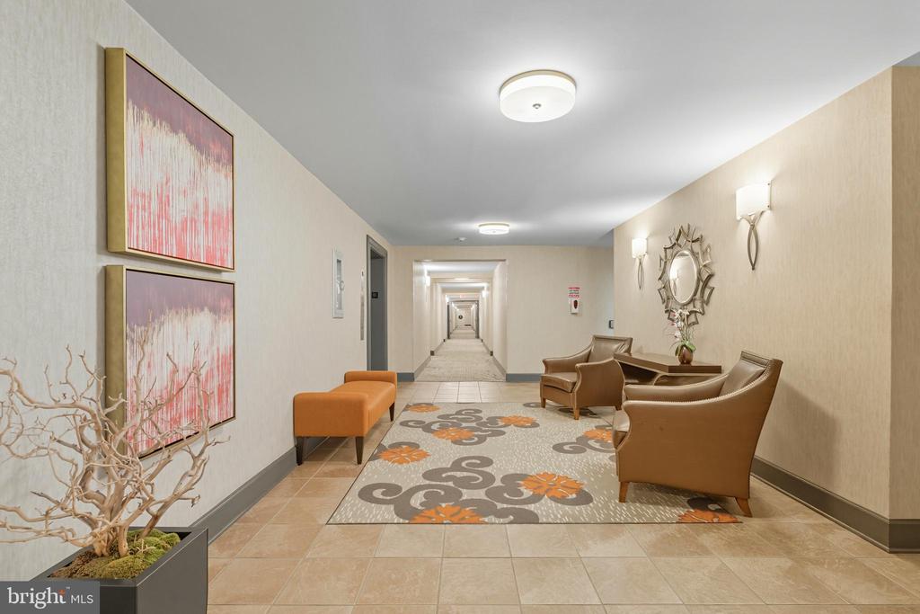 11430 STRAND DRIVE Unit: R-203