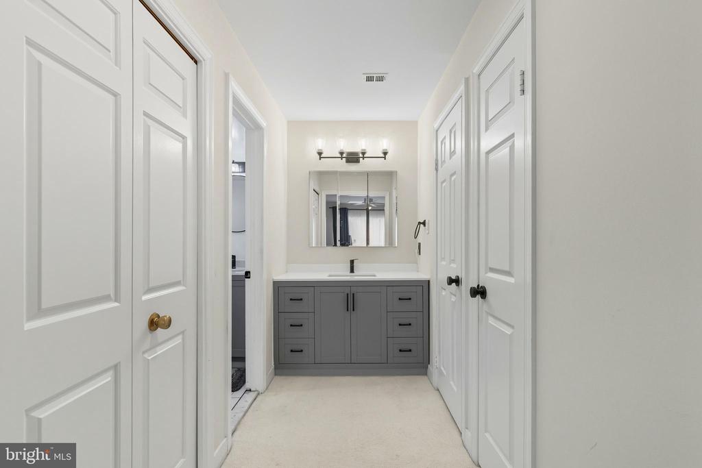 11430 STRAND DRIVE Unit: R-203