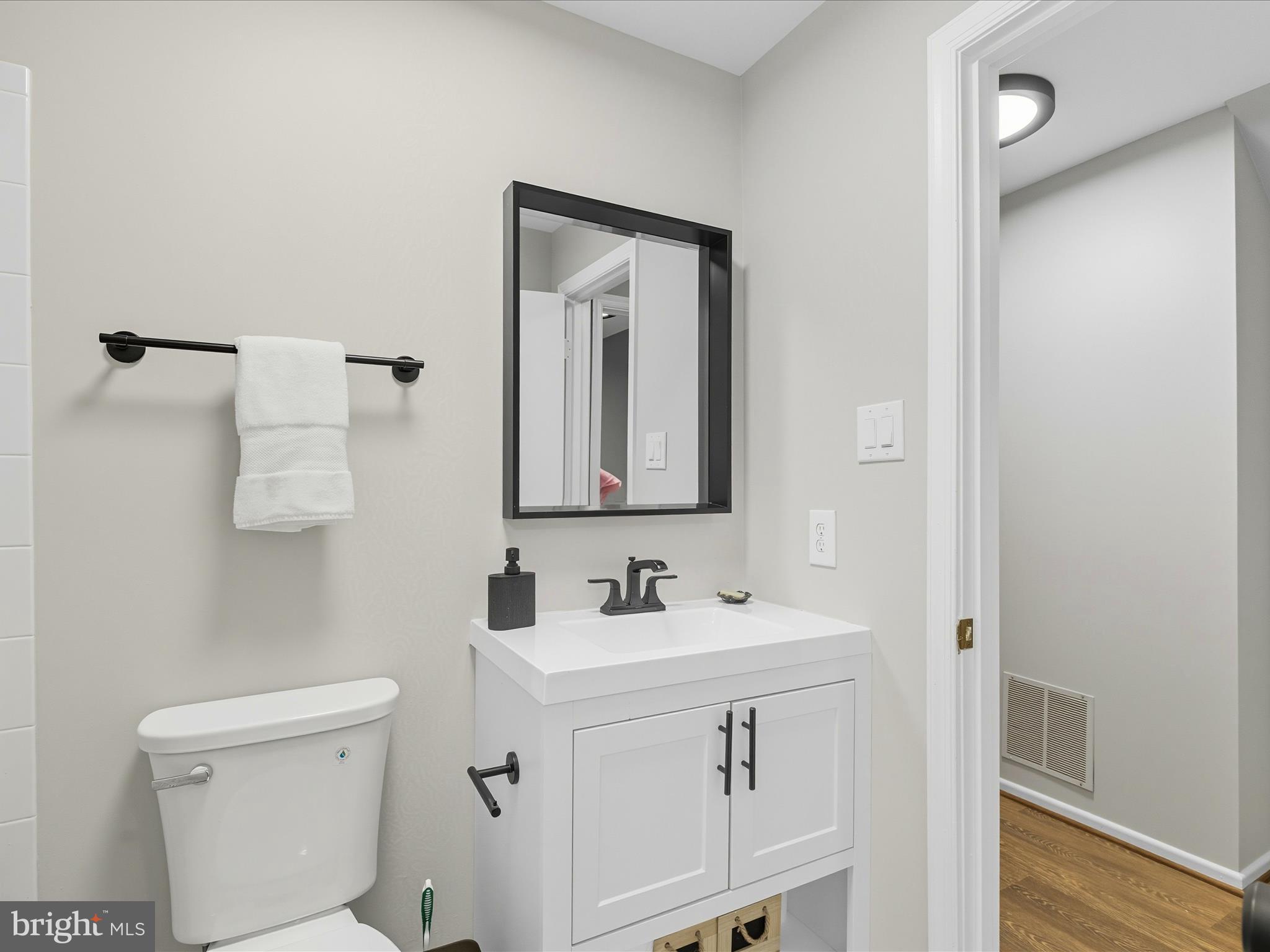 3878 ALDER WOODS COURT