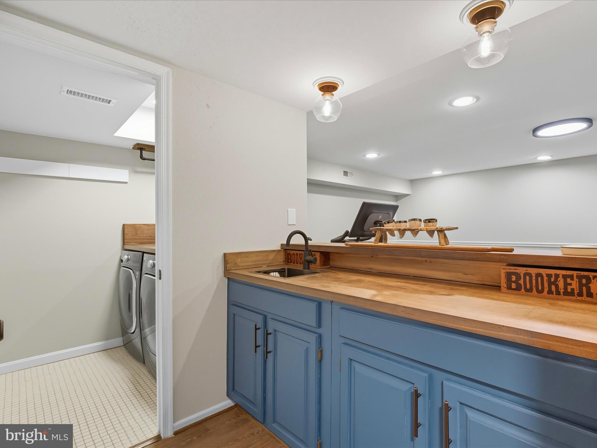 3878 ALDER WOODS COURT
