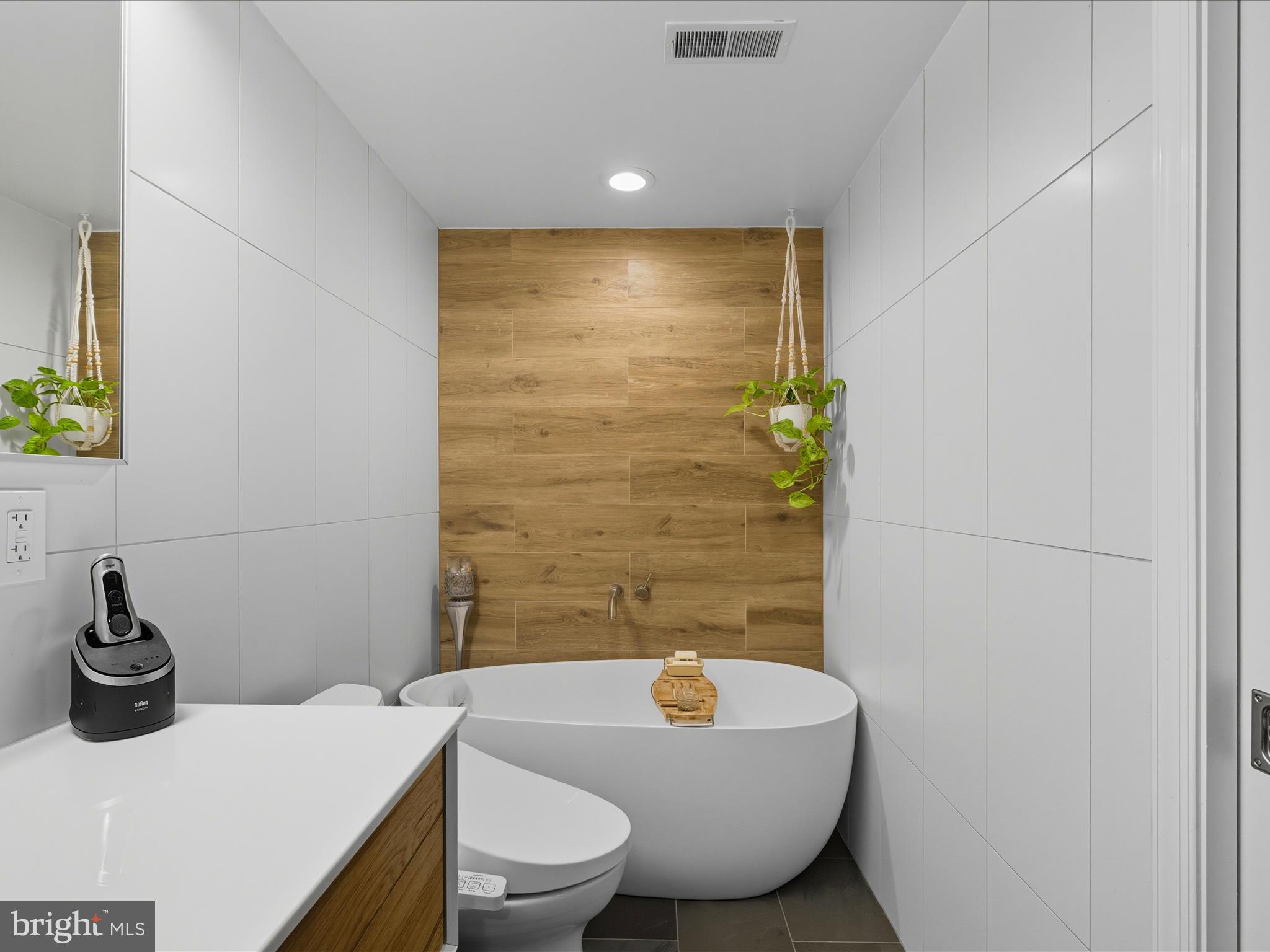 3878 ALDER WOODS COURT