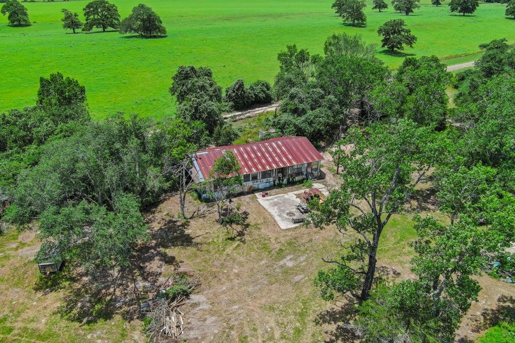 1910 E County Road 415