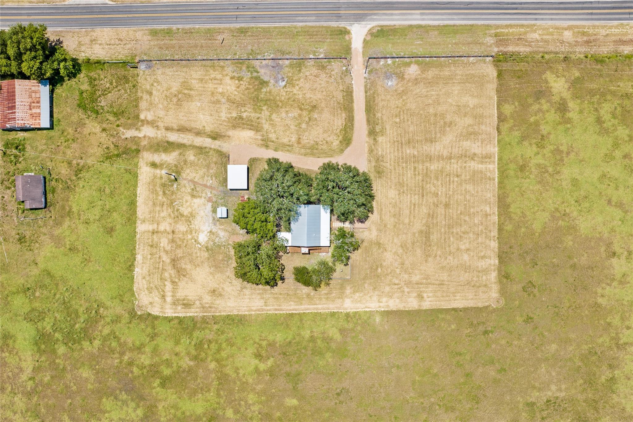 523 E Farm Market 1291