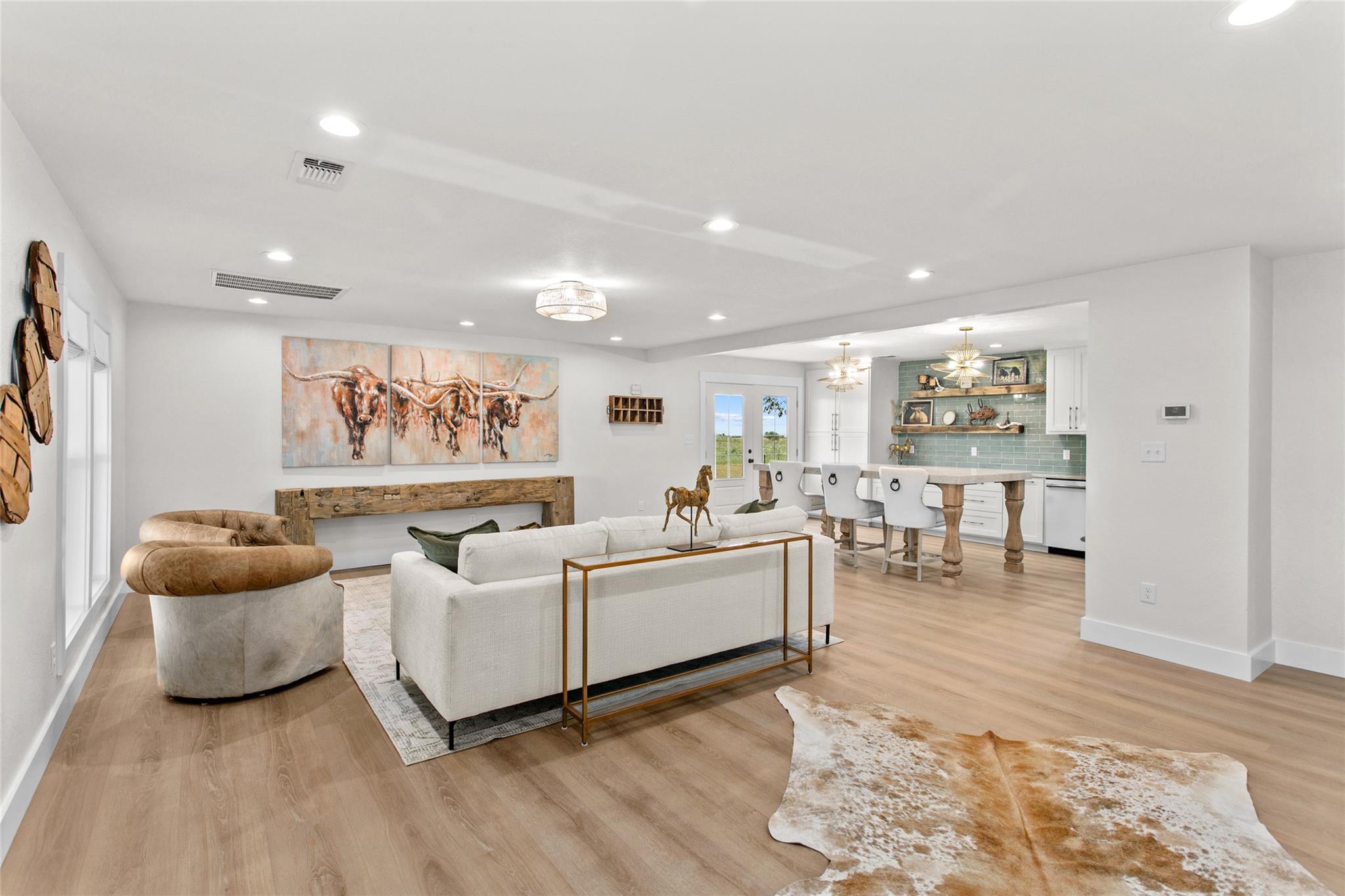 523 E Farm Market 1291