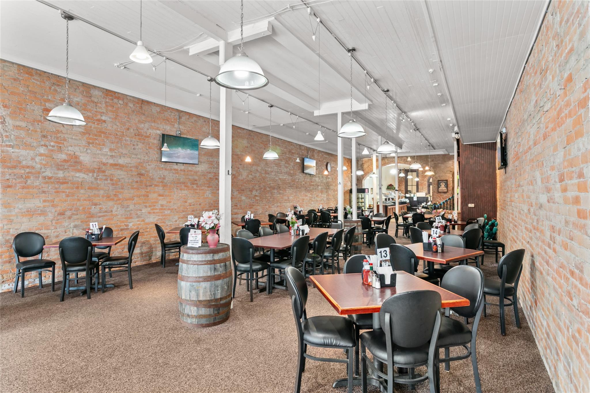 155 W Austin ST