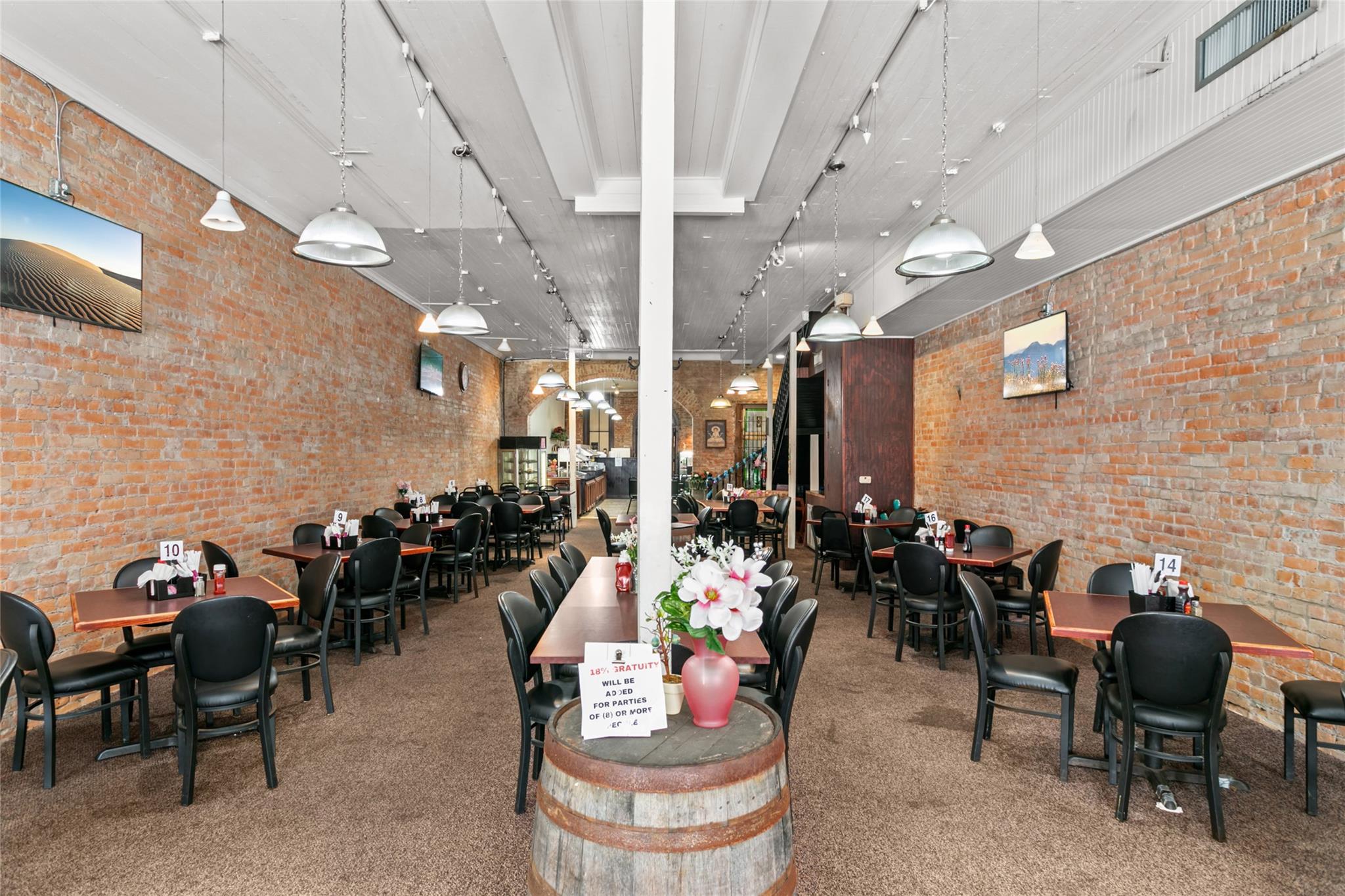 155 W Austin ST