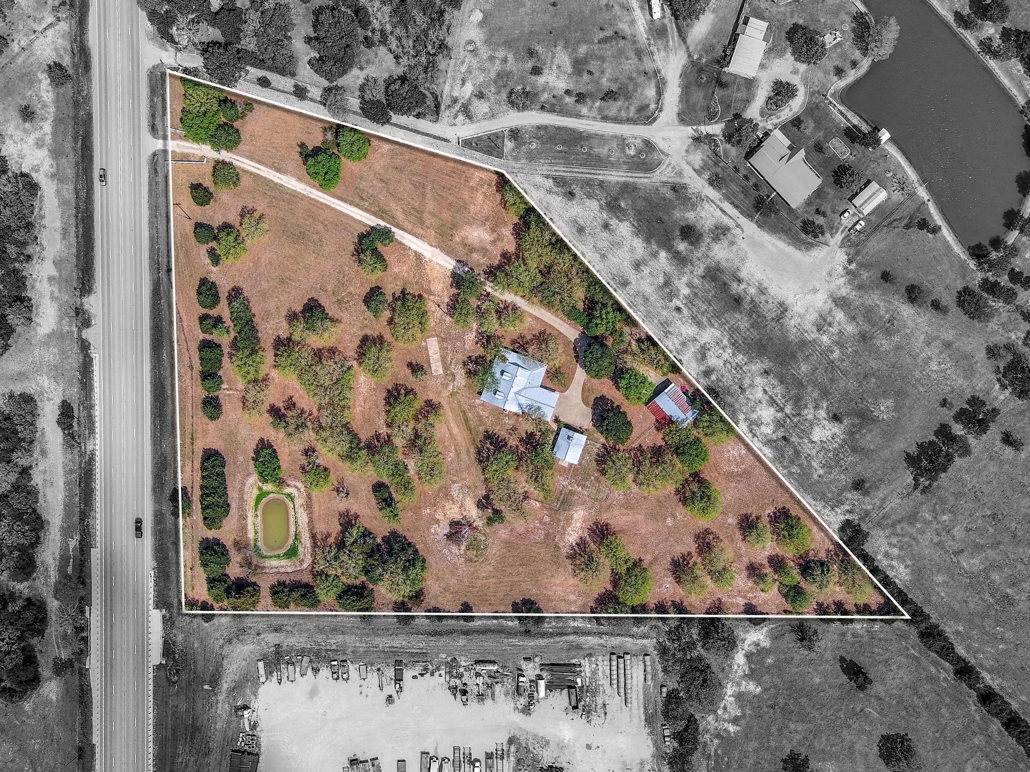 2205 S US Highway 77