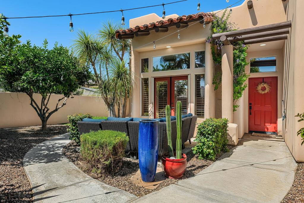 51445 Calle Guatemala