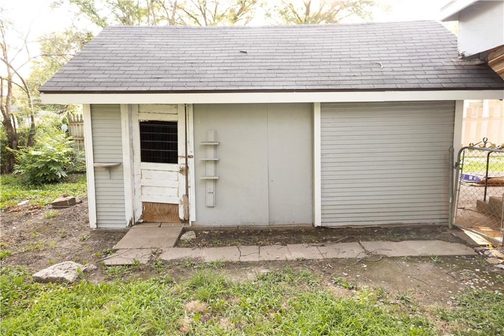 1007 W 3rd Street