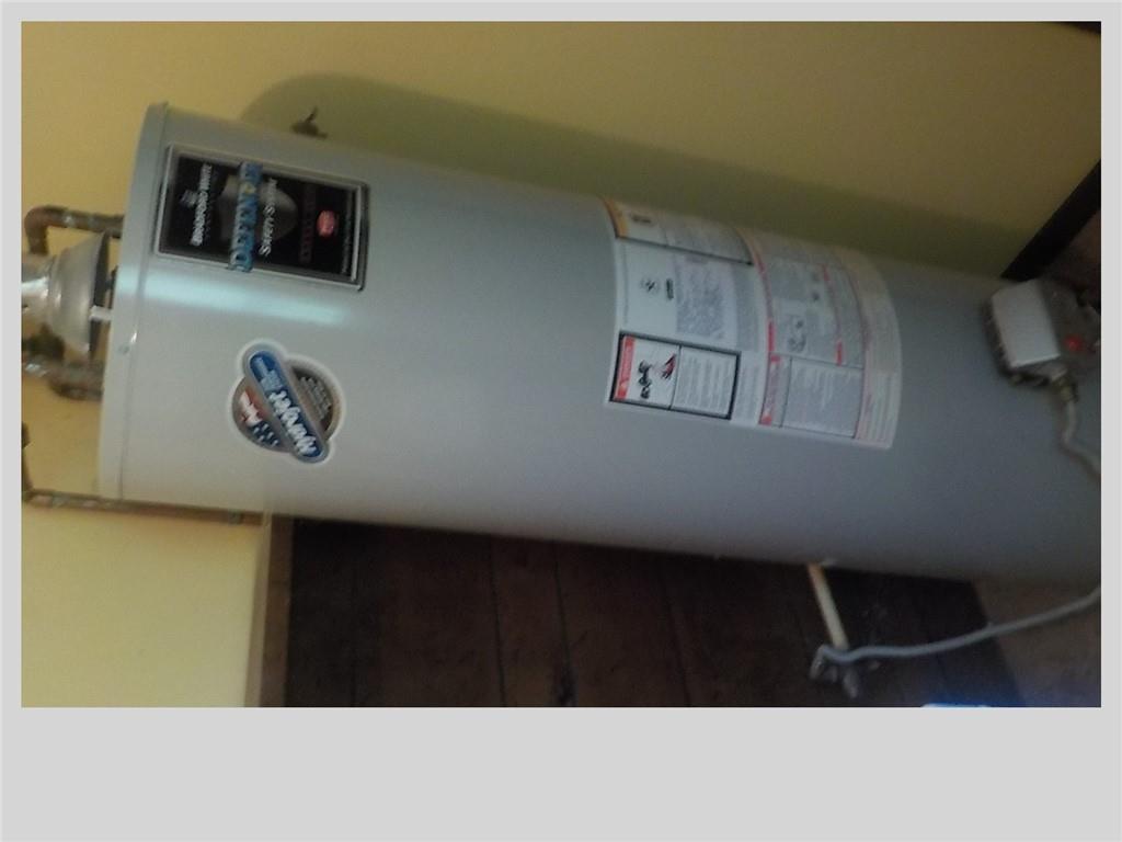 512 Hollywood Avenue