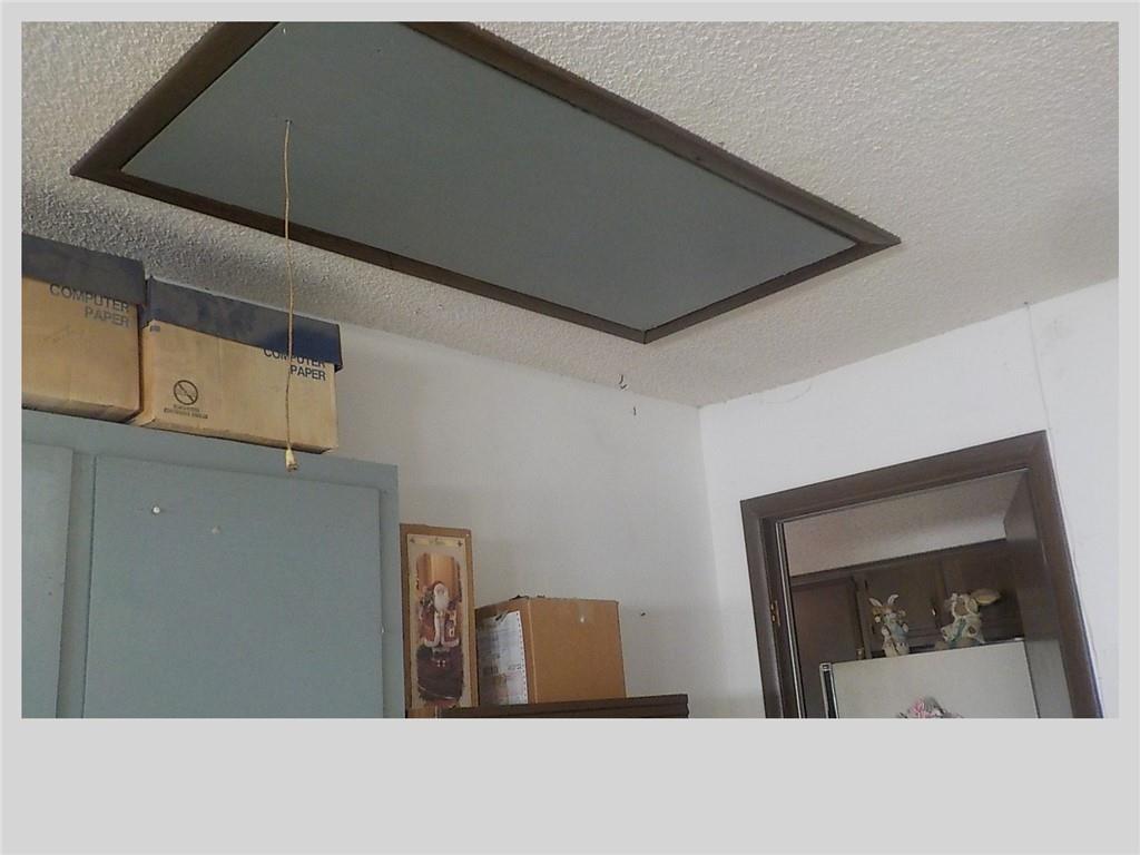 512 Hollywood Avenue