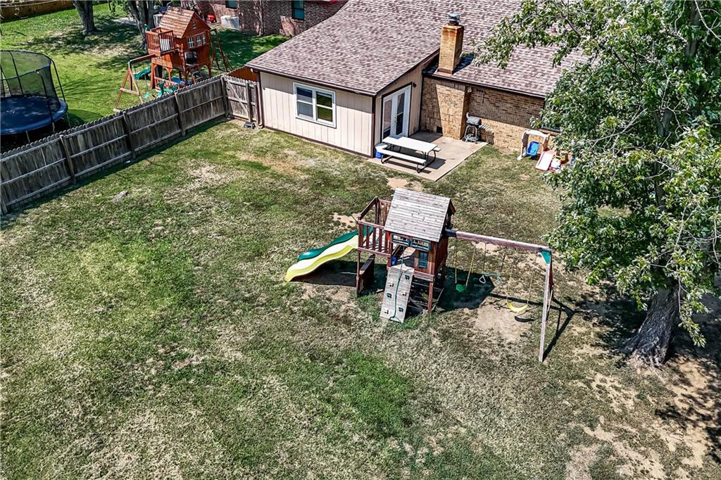 1307 W Hickory Street