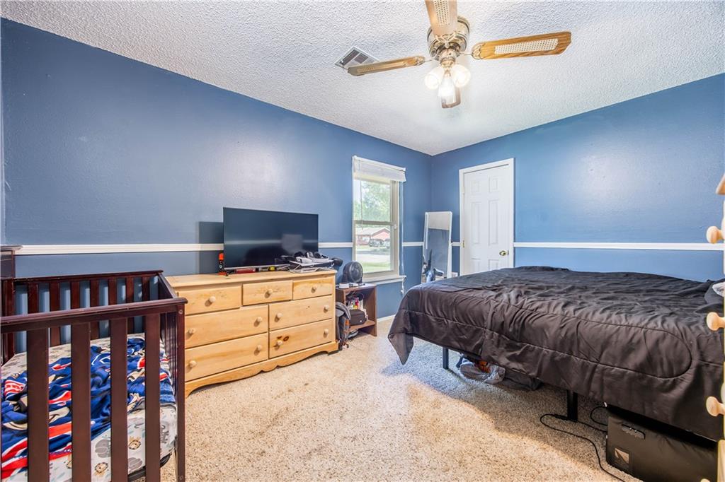 1307 W Hickory Street