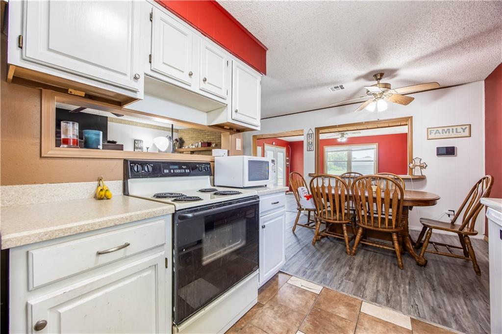 1307 W Hickory Street