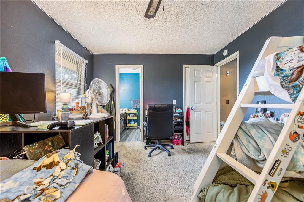 1307 W Hickory Street