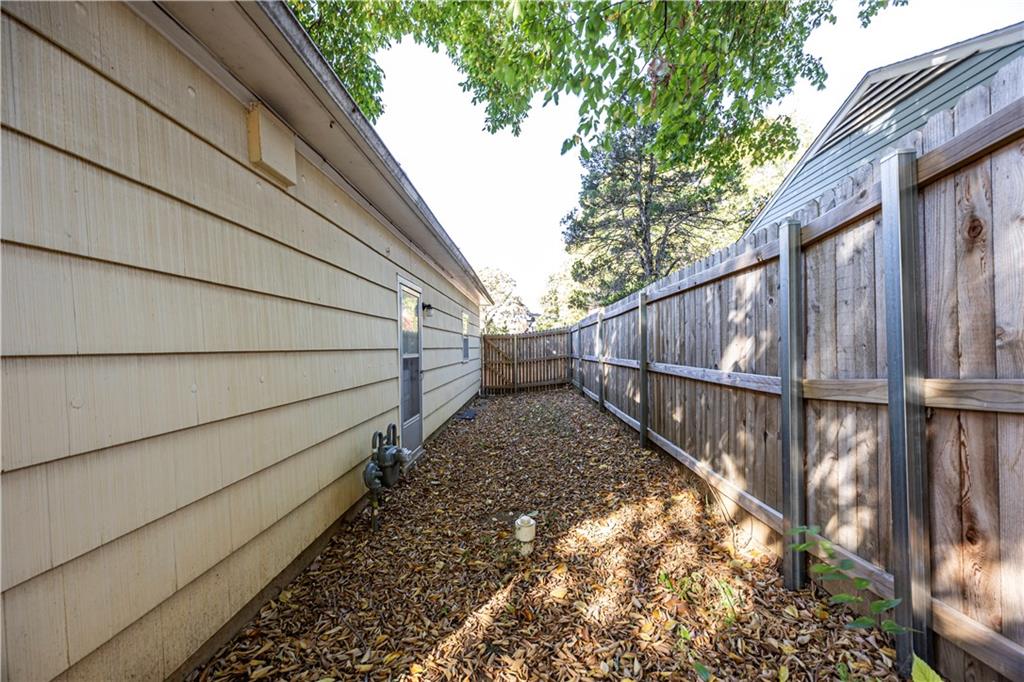 1032 N 4th Street