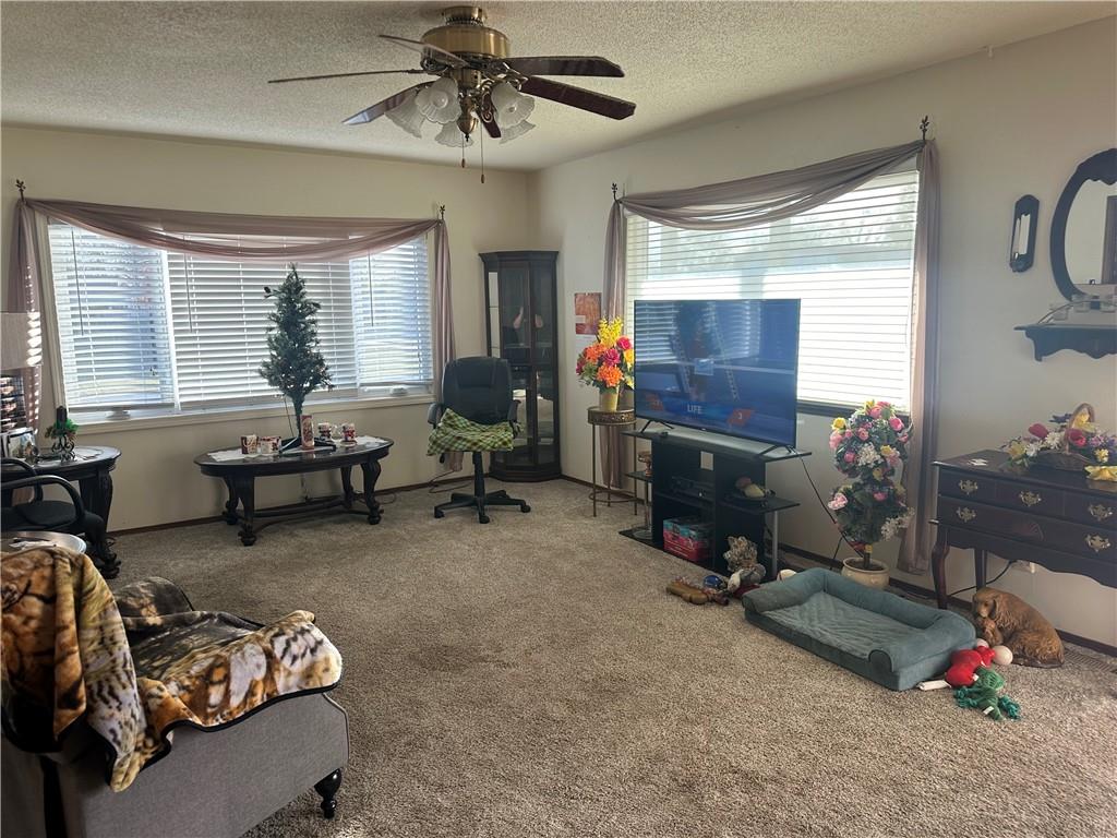 401 N Parkview Ave. Street