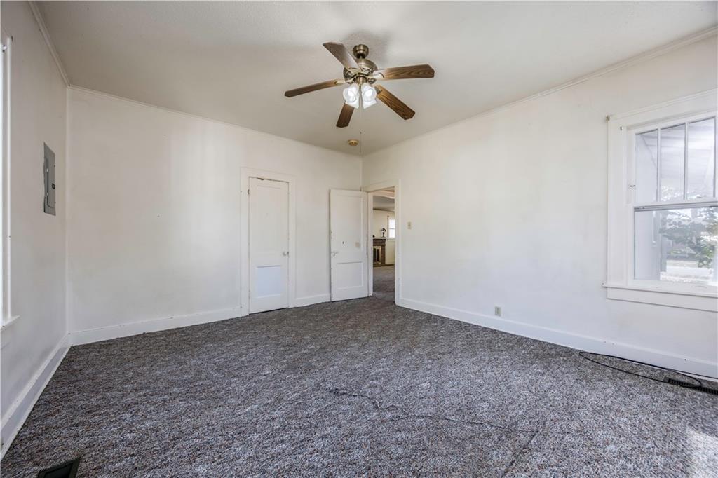 212 W New Street