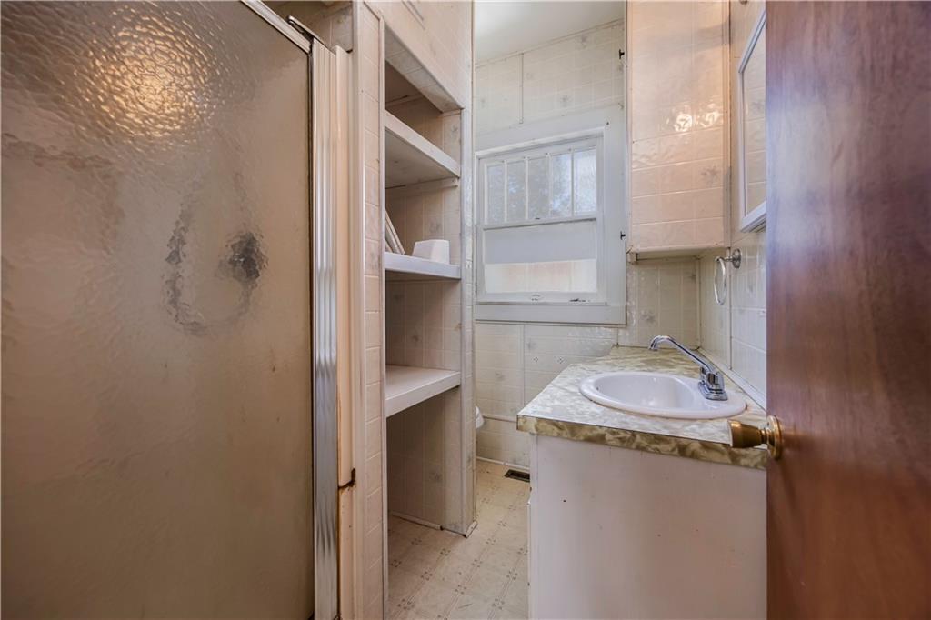 212 W New Street