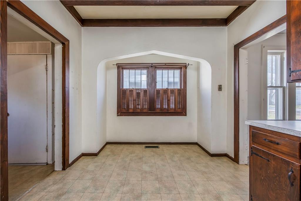 212 W New Street