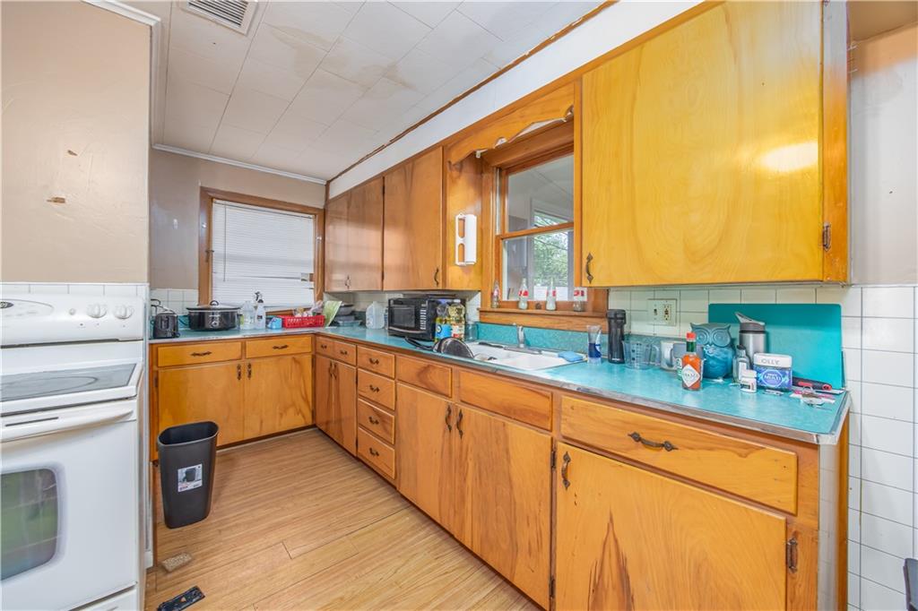 521 S 12th Street