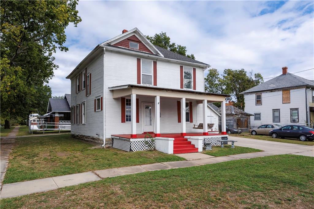 620 W Laurel Street