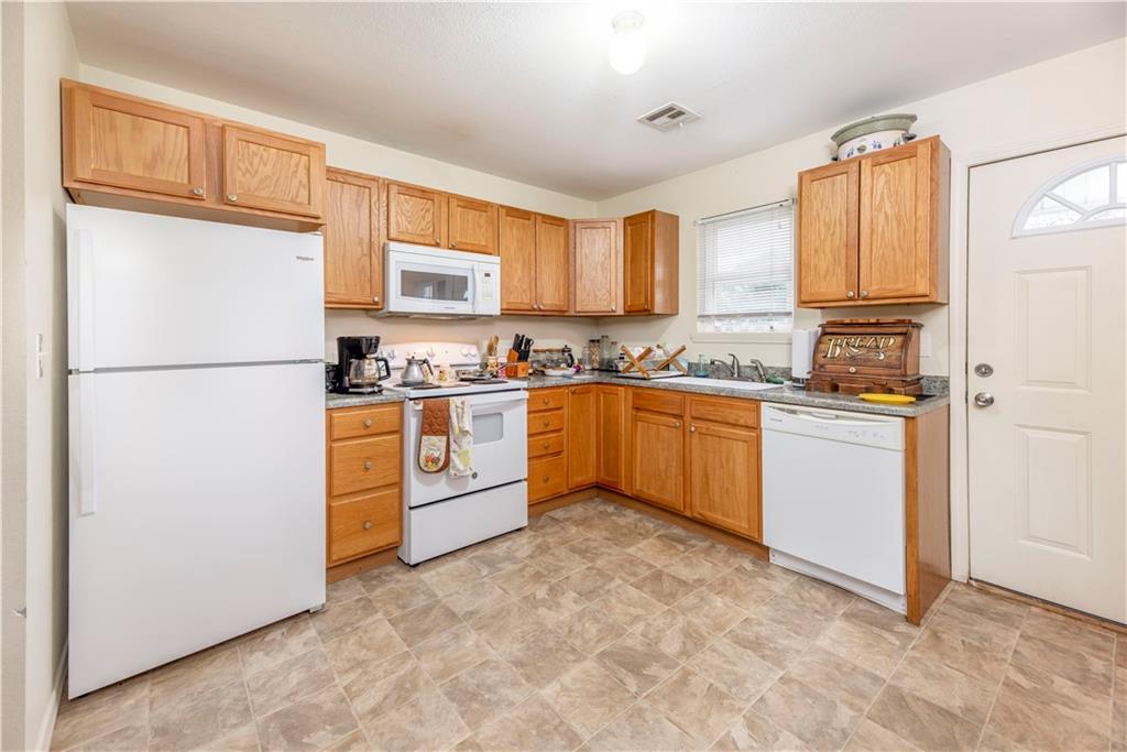 507-509 W 2nd Street Unit: 2