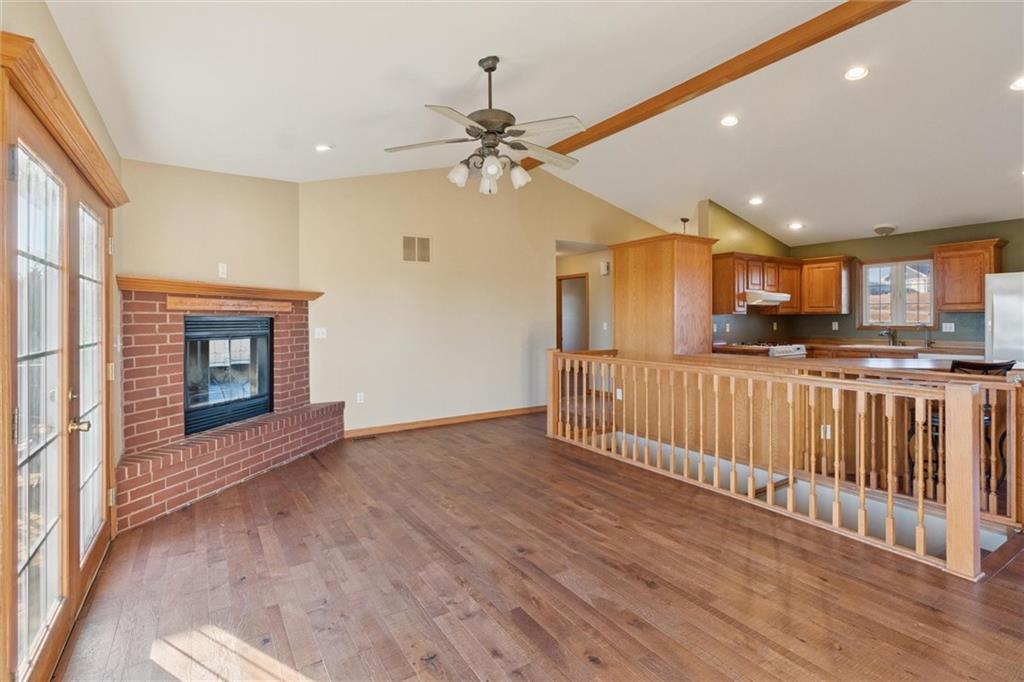 220 Overlook Drive