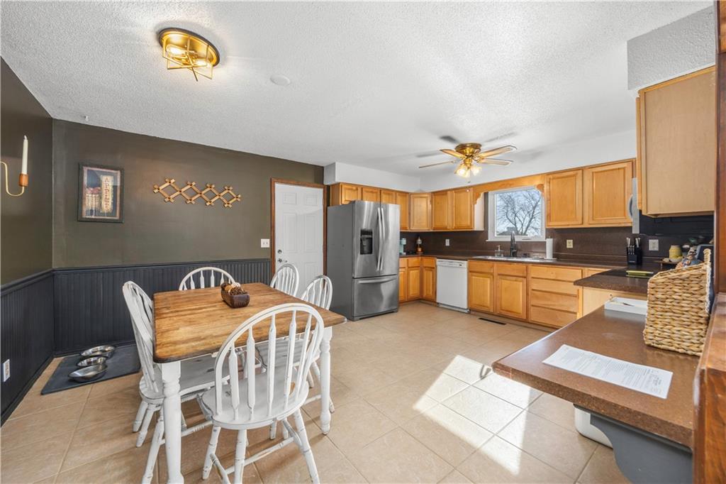 401 N Parkview Street