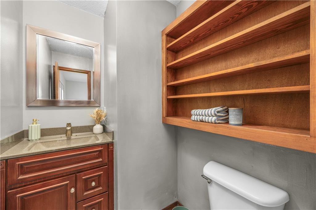 401 N Parkview Street