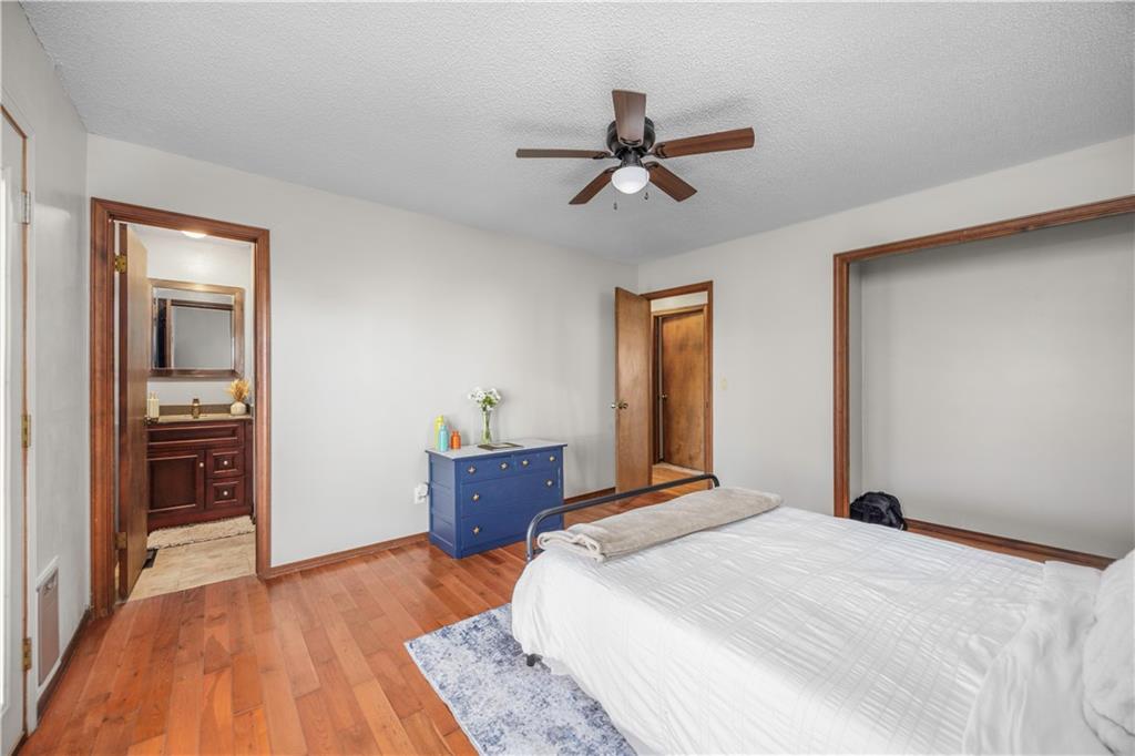 401 N Parkview Street