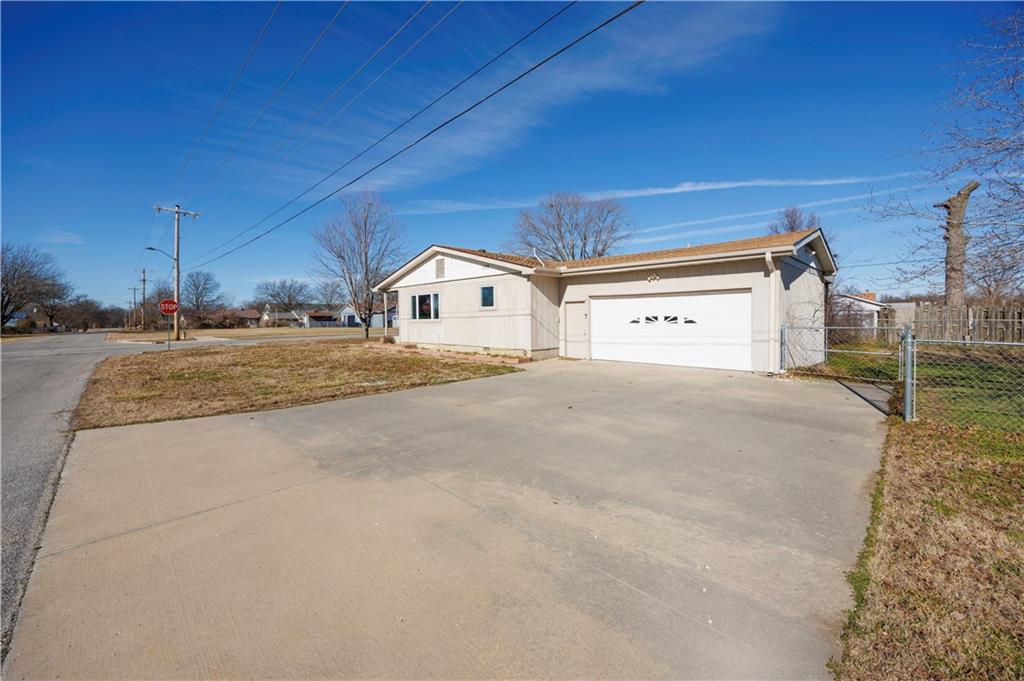 401 N Parkview Street