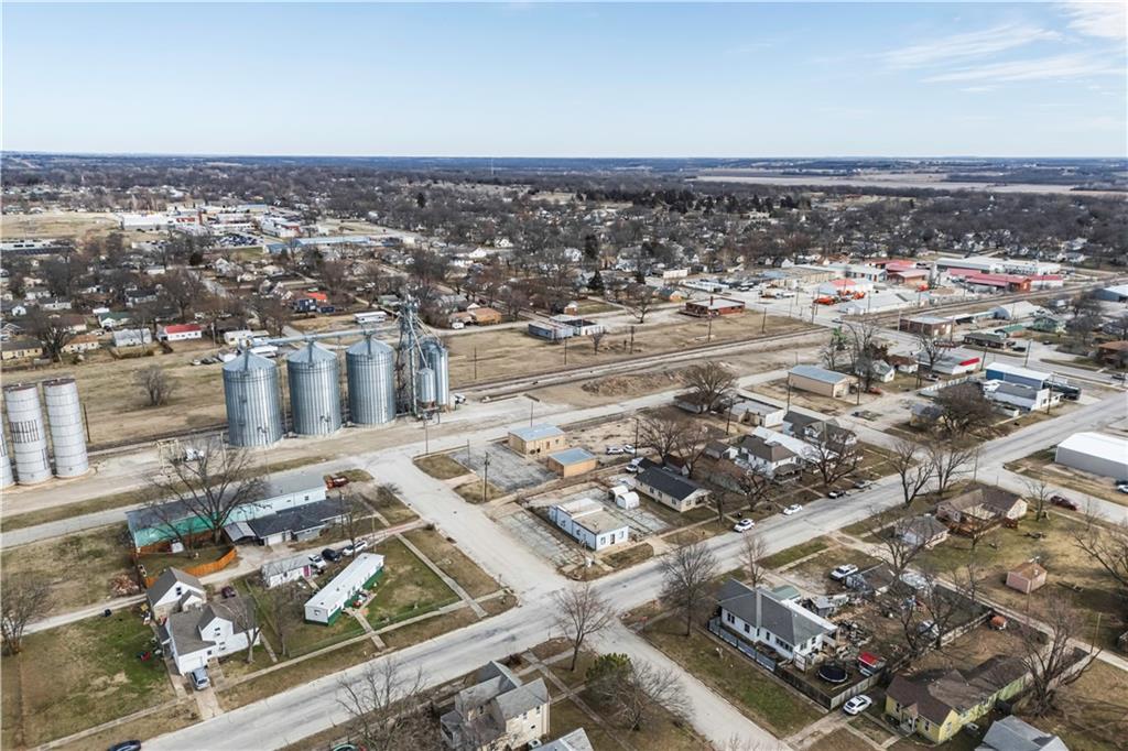 520 W Sycamore Street